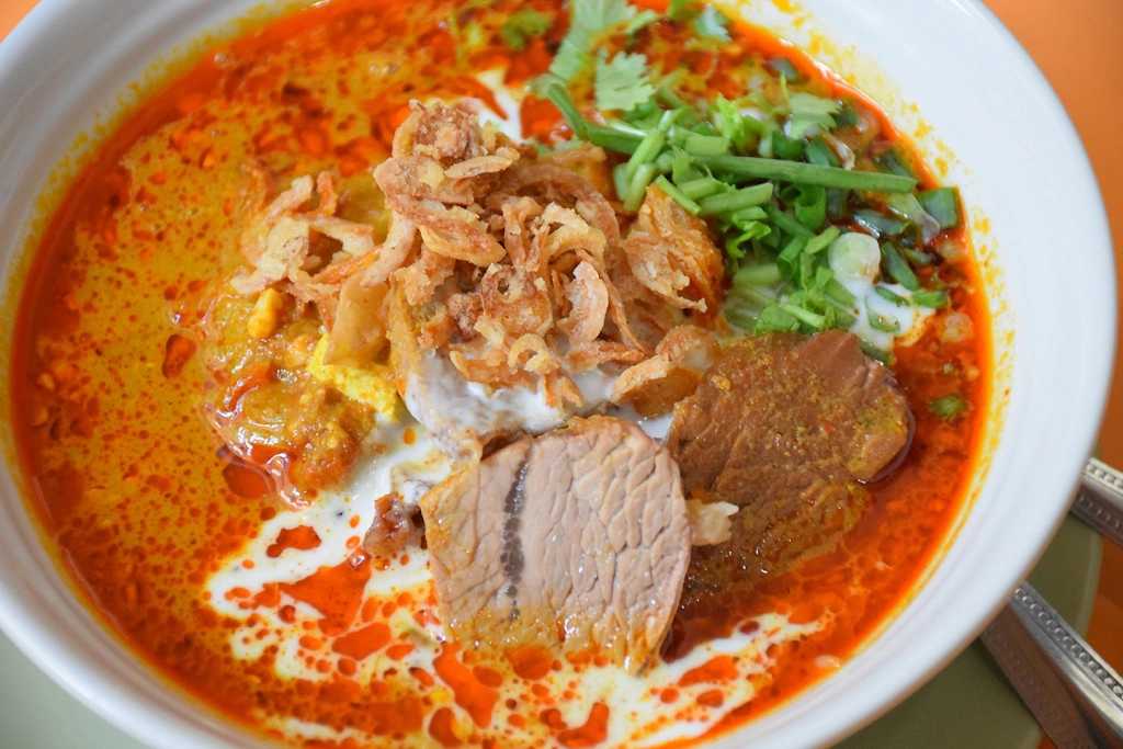 อร่อยปักหมุด : ตะหลิวบิน ร้านอาหารมุสลิม ฮาลาล ชื่อขี้เล่น ซอยสุเหร่าบางมะเขือ ปรีดีซอย 2