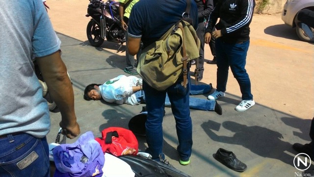 ผู้จัดการ บ.น้ำอัดลมดัง
ควงปืนปล้นธ.ออมสิน
กวาดเงินไปร่วม3แสน
พลเมืองดีรุมตะครุบตัว หนีไม่รอด