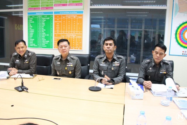 "ศานิตย์"รุดสอบ 2 ผู้ต้องหา
คดีแก๊งปลอมพาสปอร์ต
รอข้อมูล ตร.สากล ยันตัวตน"ศพแช่แข็ง"