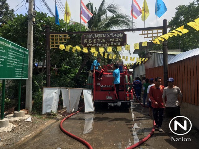 ไฟไหม้ตลาดเก่าบางหลวง รศ. 122 วอดกว่า 30 คูหา!