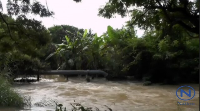 น้ำป่าเทือกเขาพังเหยเข้าเขื่อนลำคันฉู
ท่วมบ้านเรือนประชาชนกว่า 400 หลัง