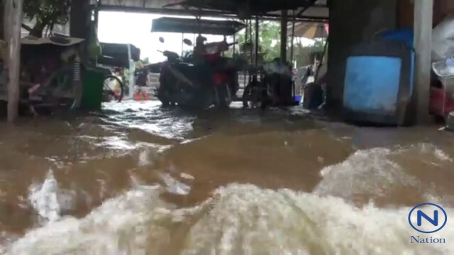 ฝนถล่ม"ชัยภูมิ"ท่วมระลอก3
เทศบาลเร่งระบายน้ำ