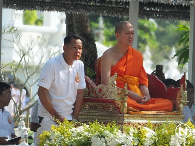 อาจารย์เฉลิมชัยเปิดหอระฆังวัดร่องขุ่น