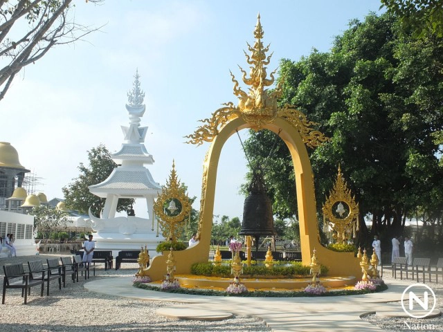 อาจารย์เฉลิมชัยเปิดหอระฆังวัดร่องขุ่น