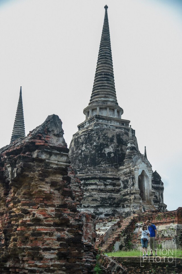 นทท.ยังคงมาเยี่ยมชมโบราณสถาน แม้อยุธยามีความเสี่ยงน้ำท่วม