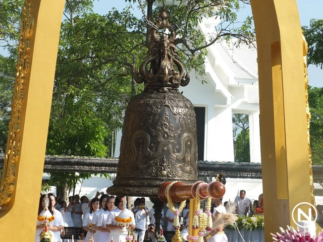 อาจารย์เฉลิมชัยเปิดหอระฆังวัดร่องขุ่น