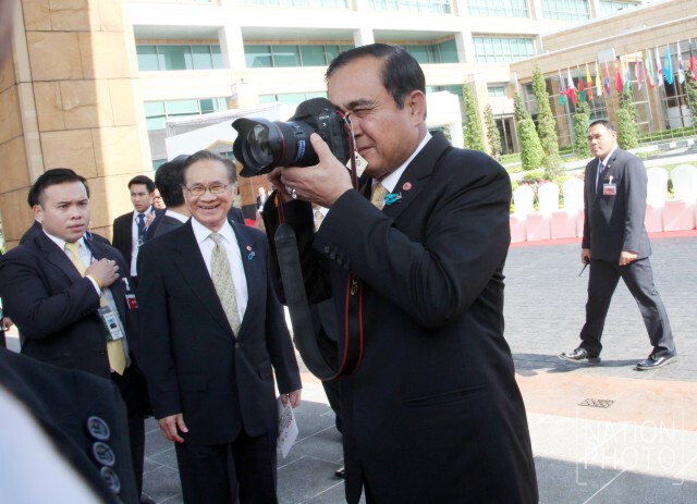 มาดช่างภาพลุงตู่