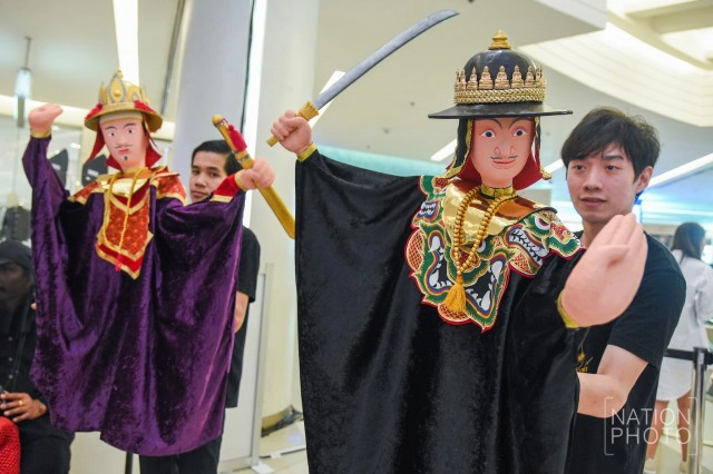 คณะหุ่นโชว์ร่วมแถลงข่าว "เทศกาลหุ่นโลก กาญจบุรี 2016"