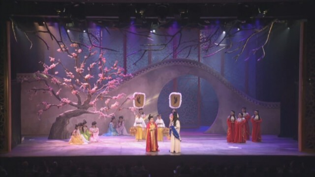 บรรยากาศละครเวทีม่านประเพณี ประกาศิต อาญาสวรรค์ รอบการกุศล