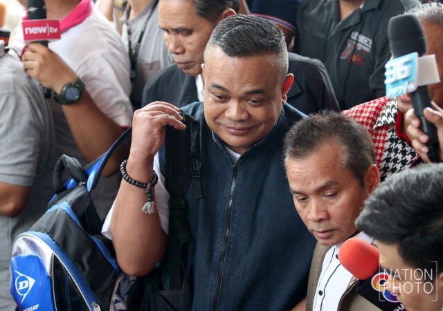 ศาลถอนประกัน "จตุพร"