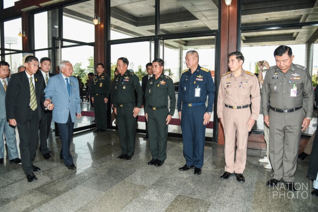 "ป๋าเปรม" เปิดโครงการสานใจไทยสู่ใจใต้ รุ่น 29