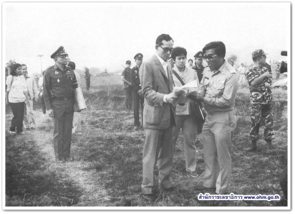 "ปราโมทย์" น้อมรำลึกและเทิดทูน พระอัจฉริยภาพ "พ่อหลวง" ต้นแบบดำเนินการในชีวิต "ปราโมทย์" น้อมรำลึกและเทิดทูน พระอัจฉริยภาพ "พ่อหลวง" ต้นแบบดำเนินการในชีวิต