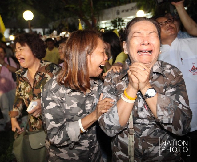 ลำดับภาพ : ครบ 1 เดือน..."ในหลวง" เสด็จสวรรคต