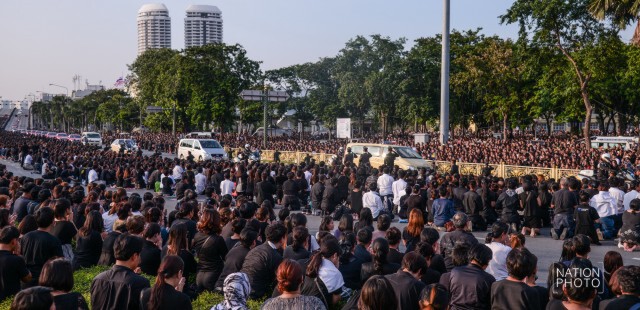 ขบวนพระบรมศพ พระบาทสมเด็จพระเจ้าอยู่หัว ภูมิพลอดุลยเดช