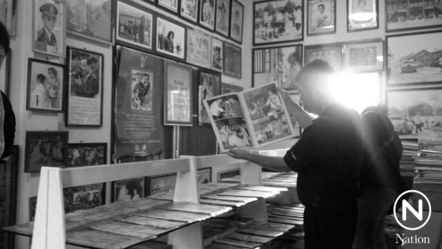 "ห้องพอเพียง" สะสมภาพประทับใจ"ในหลวง"หลายพันชิ้นที่พิพิธภัณฑ์บัญชา