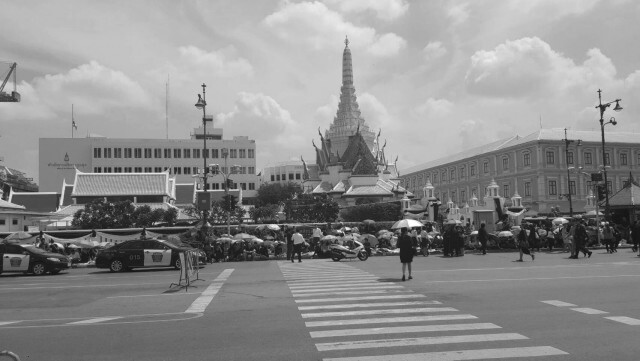 บรรยากาศหน้าศาลหลักเมือง