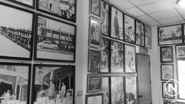 "ห้องพอเพียง" สะสมภาพประทับใจ"ในหลวง"หลายพันชิ้นที่พิพิธภัณฑ์บัญชา