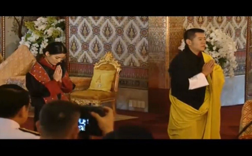 กษัตริย์ภูฏาน ถวายราชสักการะพระบรมศพ กษัตริย์ภูฏาน ถวายราชสักการะพระบรมศพ