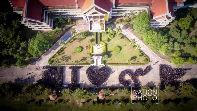 ลำดับภาพ : ครบ 1 เดือน..."ในหลวง" เสด็จสวรรคต