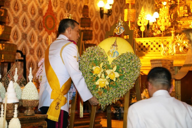 สมเด็จพระบรมฯ เสด็จฯ บำเพ็ญพระราชกุศลสัตตมวารพระบรมศพ