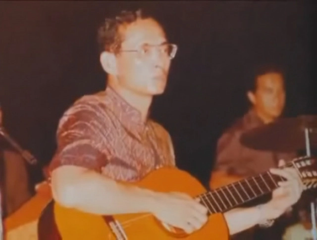 "ฟองเบียร์" เผยความรู้สึกหลังแต่งเพลง "พ่อครับ"