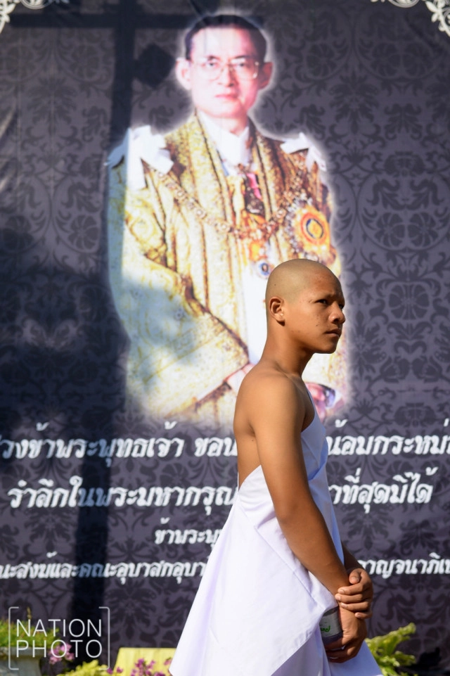 พิธีบรรพชาอุปสมบทหมู่
อุทิศถวายเป็นพระราชกุศลแด่ในหลวงร.๙
ที่วัดพระราม 9
