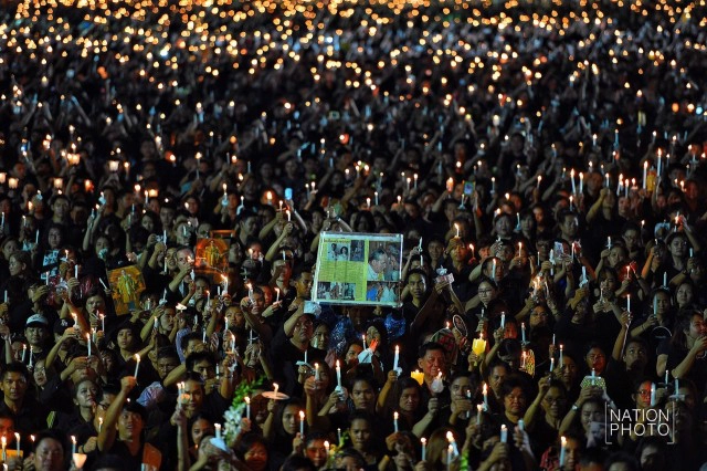 ลำดับภาพ : ครบ 1 เดือน..."ในหลวง" เสด็จสวรรคต