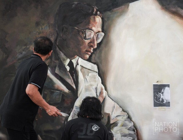 ศิษย์เก่าม.ศิลปากร รวมใจวาดพระบรมสาทิสลักษณ์ ในหลวง ร.๙