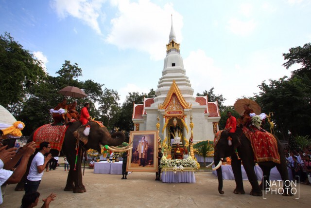 ขบวนอัญเชิญพระแก้วสว่างแดนดิน มาประดิษฐาน ณ เจดีย์เขมาสโยนุสรณ์