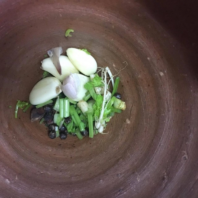 ครัวน้าคม (Cooking is fun) : หมูฮ้องสูตรภูเก็ต หมูสามชั้นคล้ายพะโล้ แต่เข้มข้นกว่ามาก