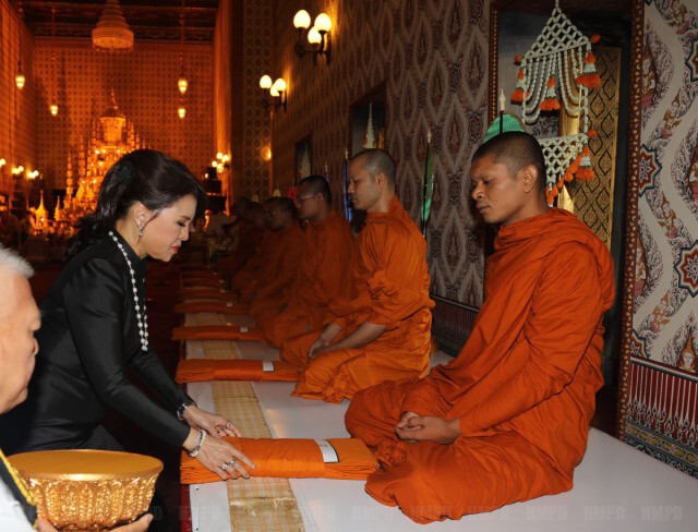 ทูลกระหม่อมหญิงอุบลรัตนฯ เสด็จพระพิธีธรรมสวดพระอภิธรรมพระบรมศพ