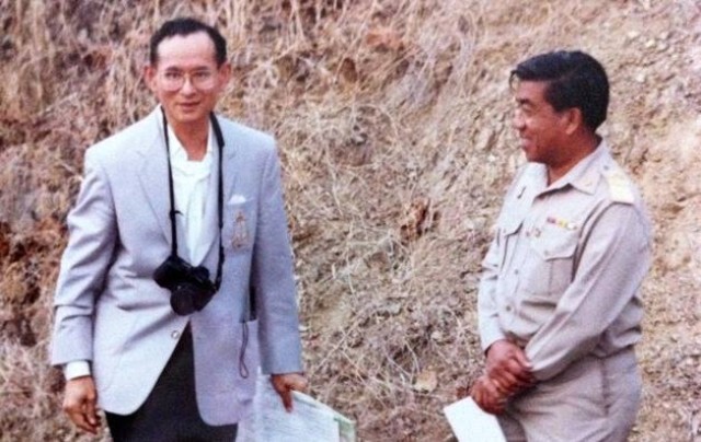 คม-ชัด-ลึก "ปราโมทย์ ไม้กลัด" นายช่างผู้เดินตามรอยพ่อ (๒)