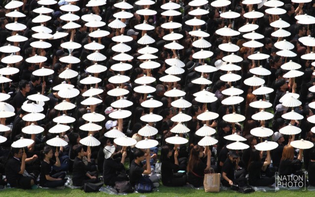 มธ.แปรอักษรสำนึกในพระมหากรุณาธิคุณ