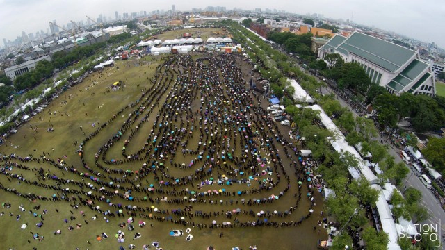 ลำดับภาพ : ครบ 1 เดือน..."ในหลวง" เสด็จสวรรคต