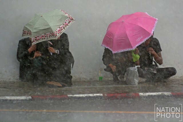 ฝนตกหนัก! ที่ท้องสนามหลวง