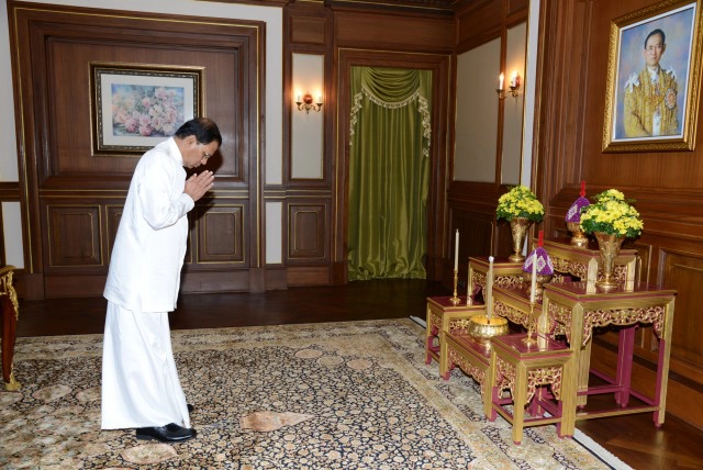 ลำดับภาพ : ครบ 1 เดือน..."ในหลวง" เสด็จสวรรคต