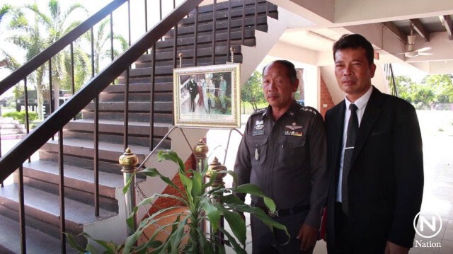 ผกก.สภ.คำม่วง ปิดทางขึ้น พื้นที่ในหลวงเคยทรงประทับไว้เป็นสิริมงคล