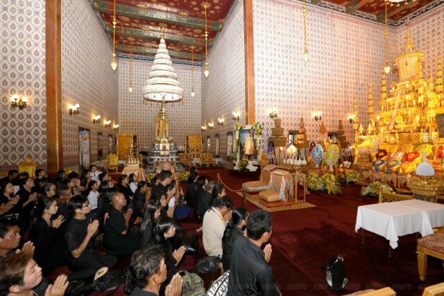 พระองค์ภาฯ  เสด็จพระพิธี ธรรมสวดพระอภิธรรมพระบรมศพ