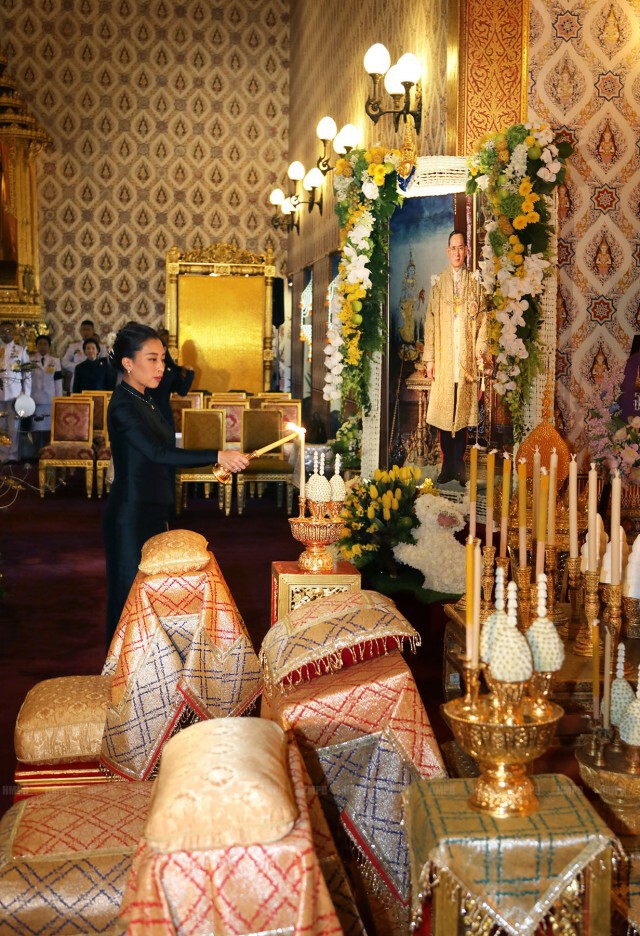 พระองค์ภา-พระองค์เจ้าสิริวัณณวรีฯ เสด็จพระพิธีธรรมสวดพระอภิธรรมพระบรมศพ