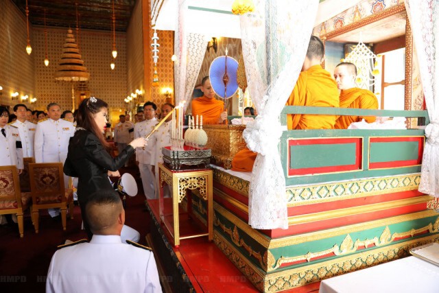 ฟ้าหญิงจุฬาภรณ์ เสด็จพระพิธีธรรมสวดพระอภิธรรมพระบรมศพ