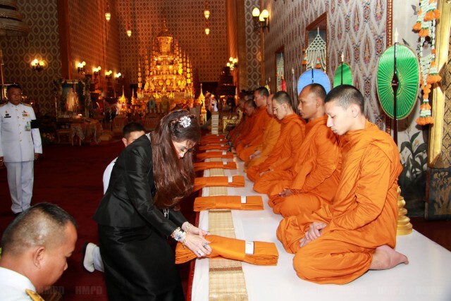 ฟ้าหญิงจุฬาภรณ์ เสด็จพระพิธีธรรมสวดพระอภิธรรมพระบรมศพ