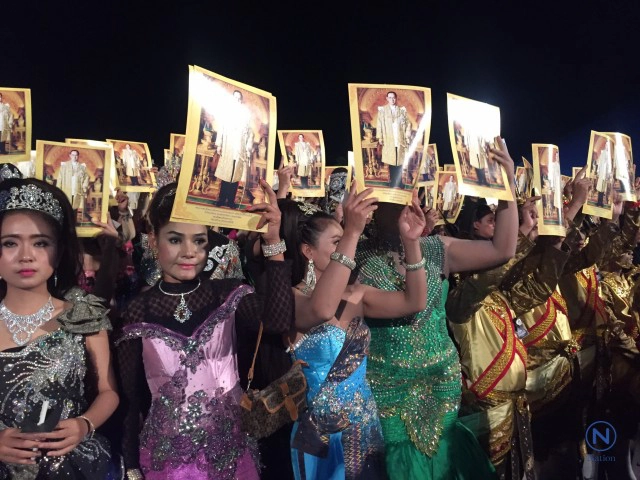 หมอลำรวมใจถวายอาลัยพ่อหลวง