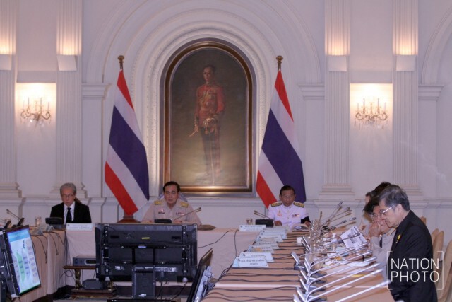 นายกฯ เรียกประชุม กนข.แก้ปัญหาข้าว