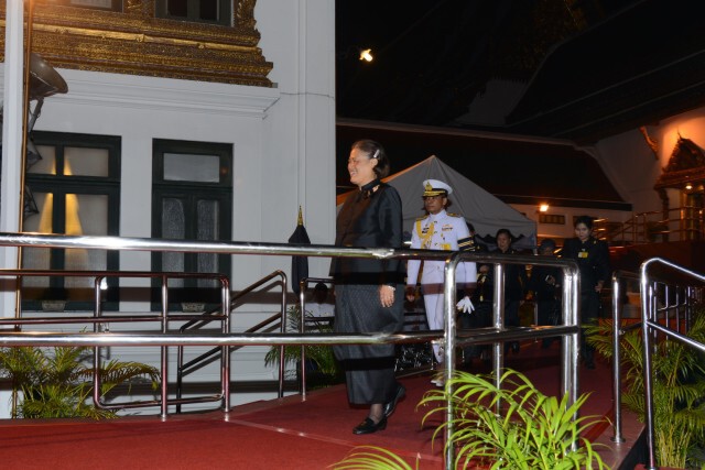 สมเด็จพระเทพฯ เสด็จฯพระพิธีธรรมสวดพระอภิธรรมพระบรมศพ