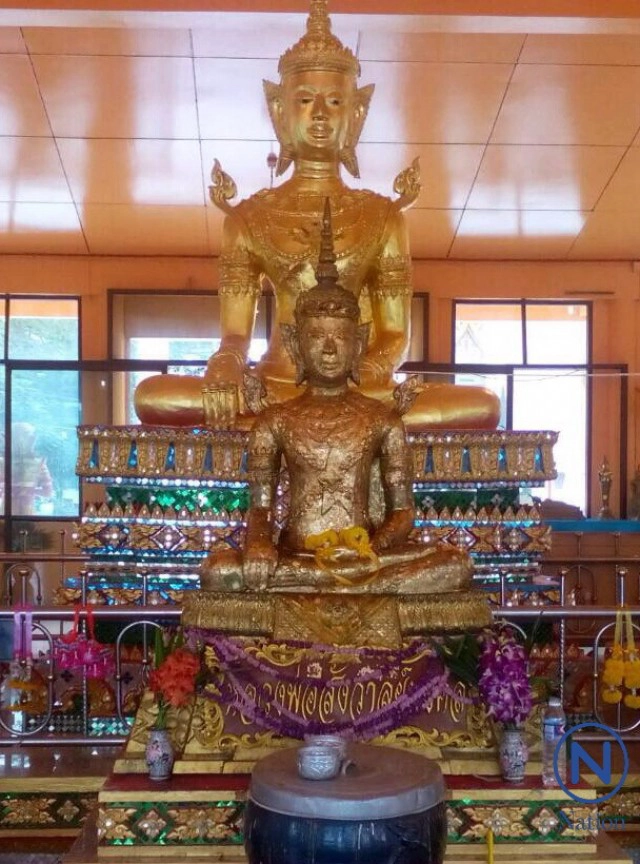 ในหลวงร.๙ เสด็จกราบหลวงพ่อสังวาลย์มงคล พระลอยน้ำศักดิ์สิทธิ์