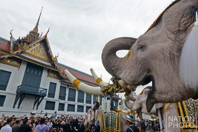 ลำดับภาพ : ครบ 1 เดือน..."ในหลวง" เสด็จสวรรคต