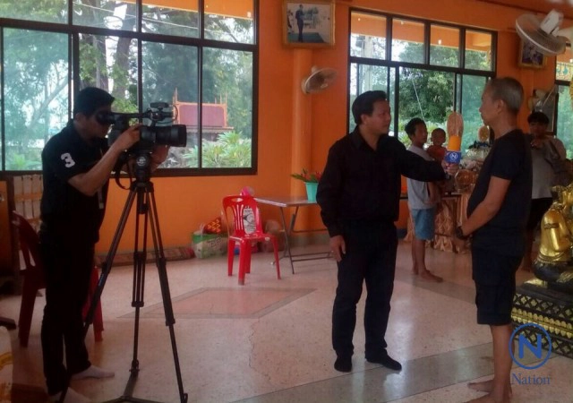 ในหลวงร.๙ เสด็จกราบหลวงพ่อสังวาลย์มงคล พระลอยน้ำศักดิ์สิทธิ์