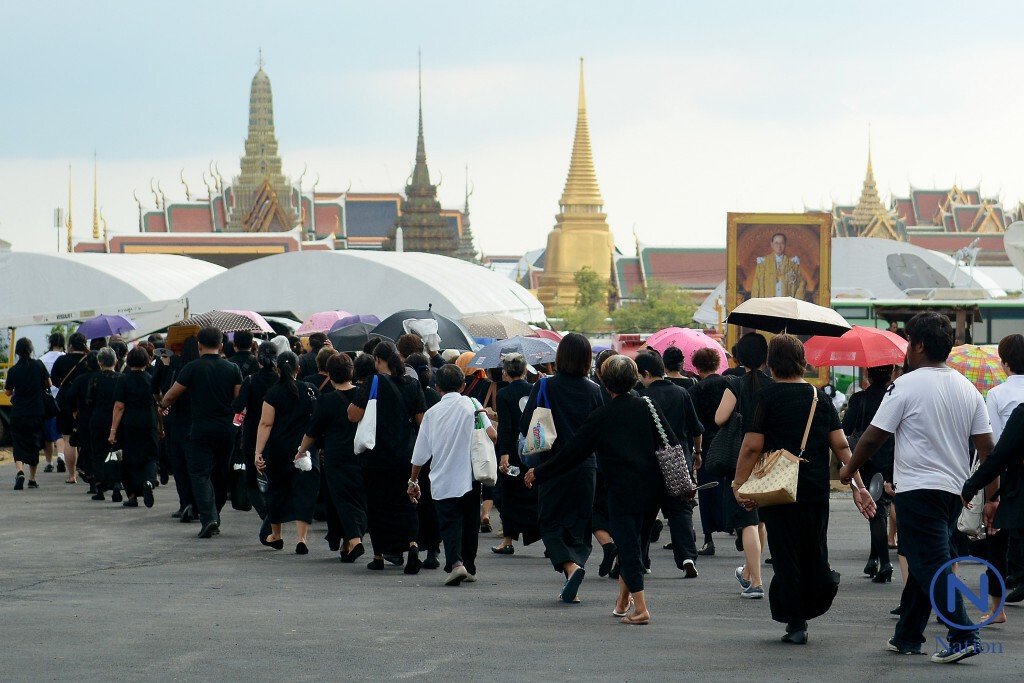 แนะนำเส้นทาง รอบสนามหลวง 12-13 พ.ย.นี้
ปชช.ถวายบังคมพระบรมศพ-รับปริญญา ม.ธรรมศาสตร์ แนะนำเส้นทาง รอบสนามหลวง 12-13 พ.ย.นี้
ปชช.ถวายบังคมพระบรมศพ-รับปริญญา ม.ธรรมศาสตร์