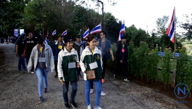 นทท.ขึ้นภูหินร่องกล้ารับลมหนาวคึกคัก
เช้าเย็นสบาย 16 องศา