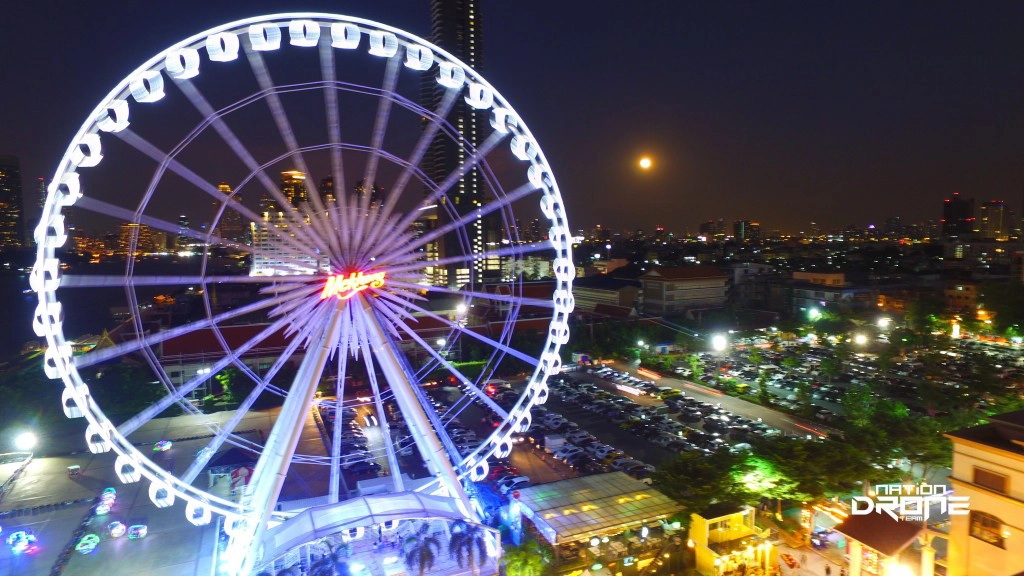 ภาพมุมสูง บรรยากาศ วันลอยกระทง จาก เอเชียทีคยามค่ำคืน ภาพมุมสูง บรรยากาศ วันลอยกระทง จาก เอเชียทีคยามค่ำคืน